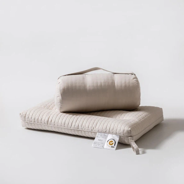 Mikropluošto užpildyta sulankstoma kelioninės pagalvės šerdis